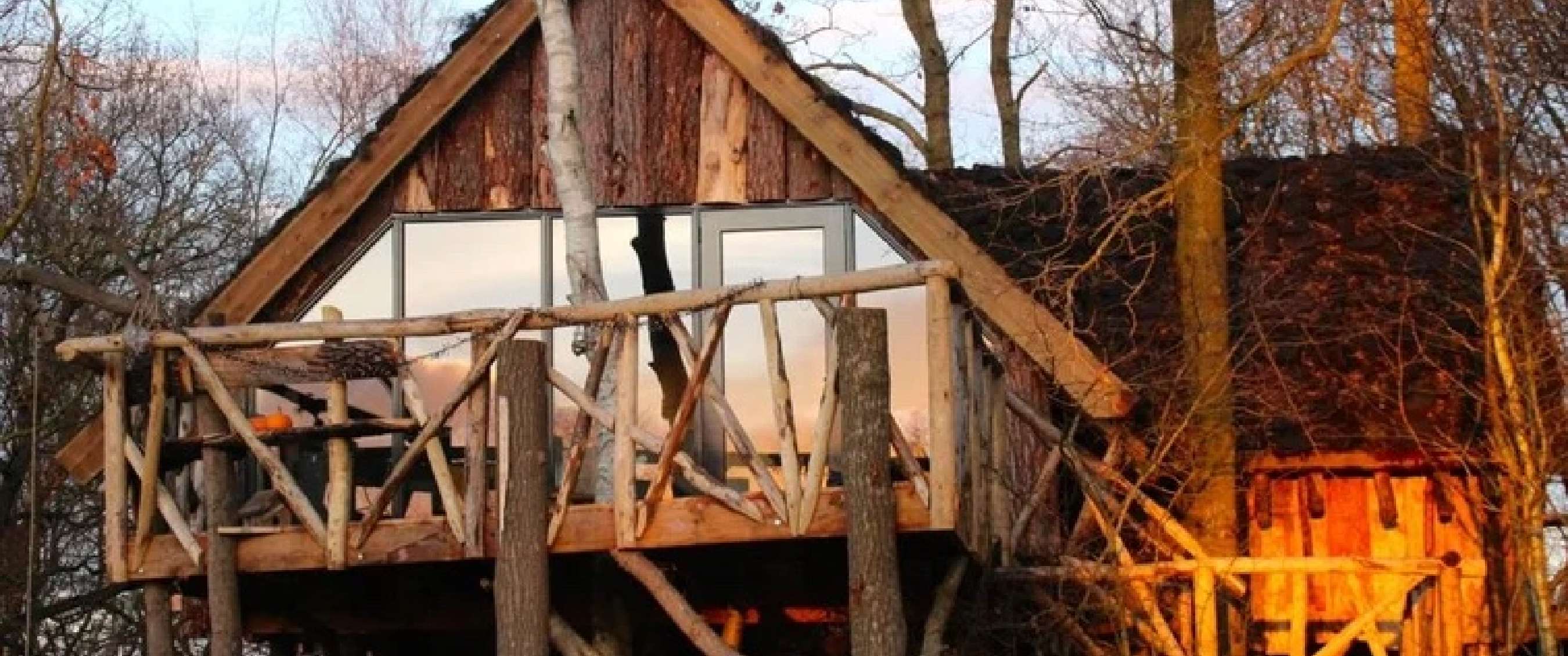 Cabane dans les arbres à Ansen