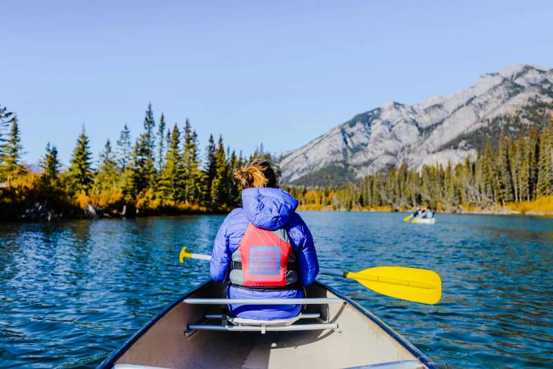 Voyager en canoë : le slow travel dans toute sa splendeur