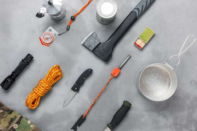 De quoi avez-vous besoin dans un kit de survie ?