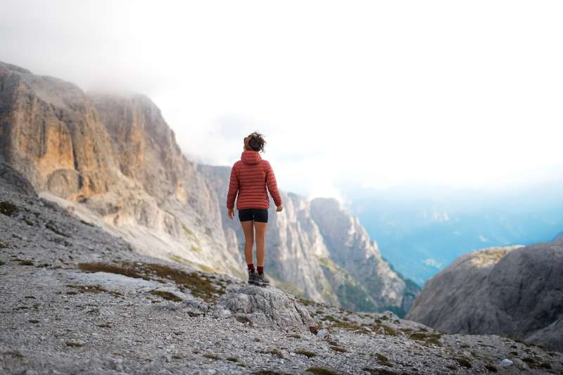 Getest: wandelschoen Puez en donsjas Brenta van Salewa